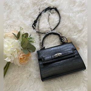 Madden NYC crossbody